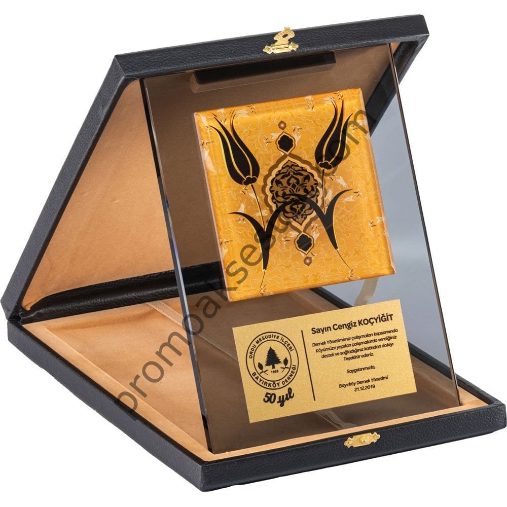 EKT-710 Kristal Plaketler