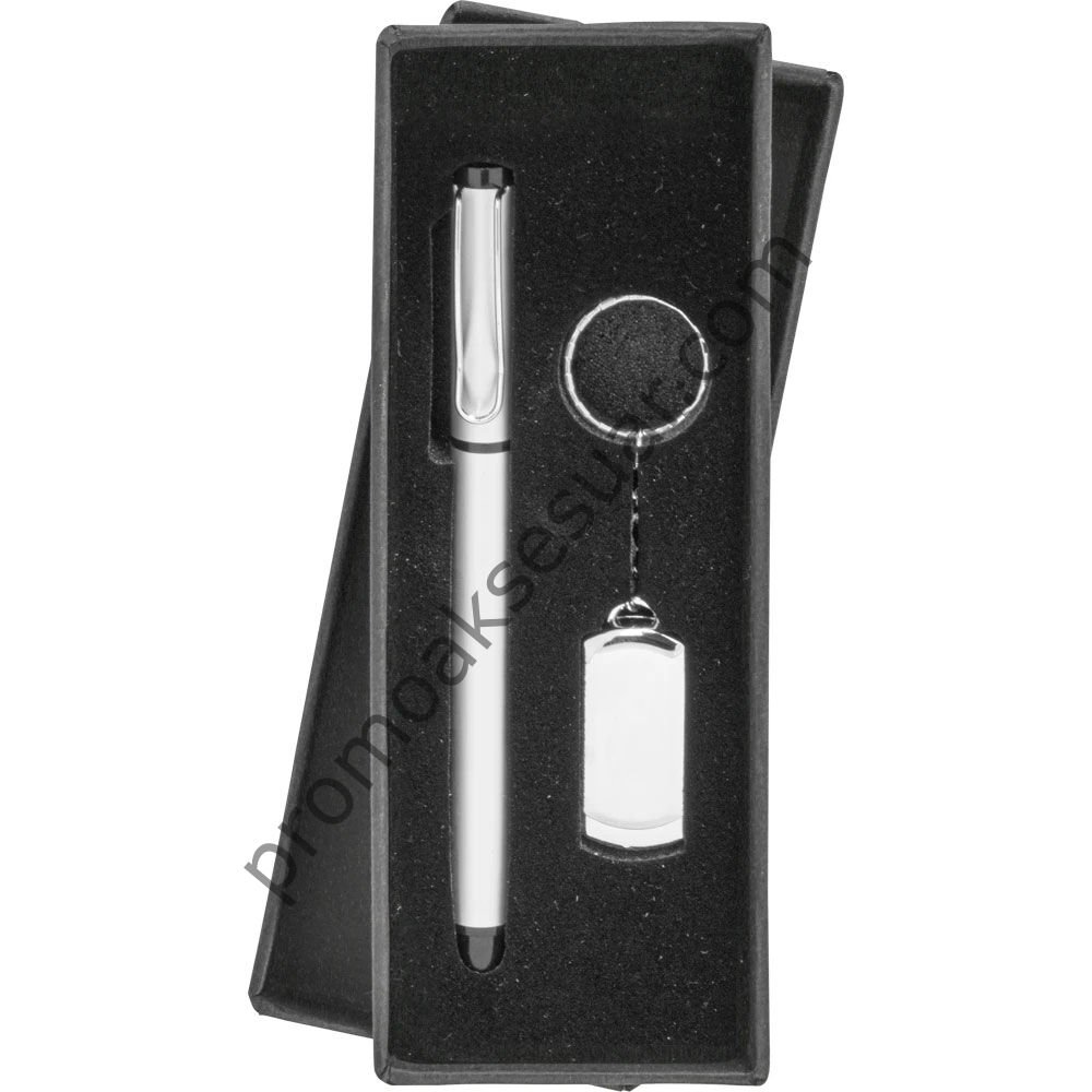 8210-16GB USB Bellekler